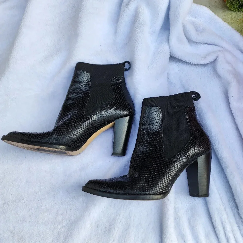 Zara Faux Snakeskin Chelsea Ankle Boots Black Pointed Toe Heeled 38 7.5 - Picture 3 of 12